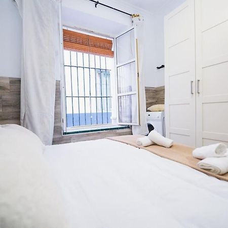 Apartamento En El Barrio De San Lorenzo, Junto A La Basilica Del Gran Poder Севиля Екстериор снимка