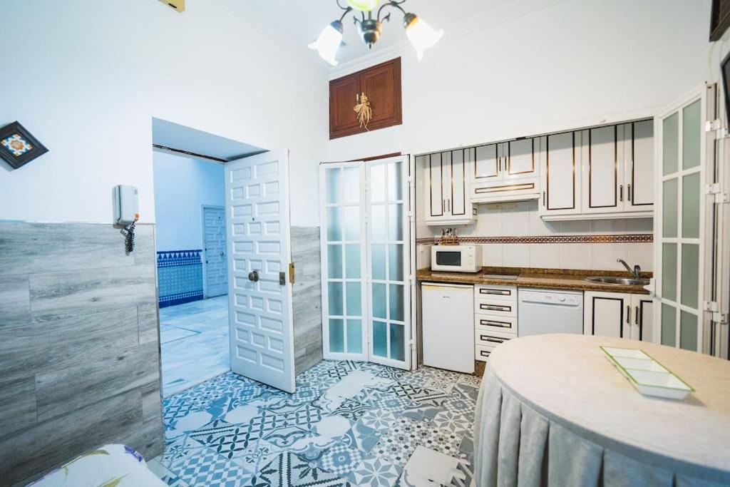 Apartamento En El Barrio De San Lorenzo, Junto A La Basilica Del Gran Poder Севиля Екстериор снимка